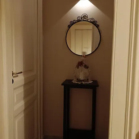 Liberty House Bed and Breakfast Νάπολη